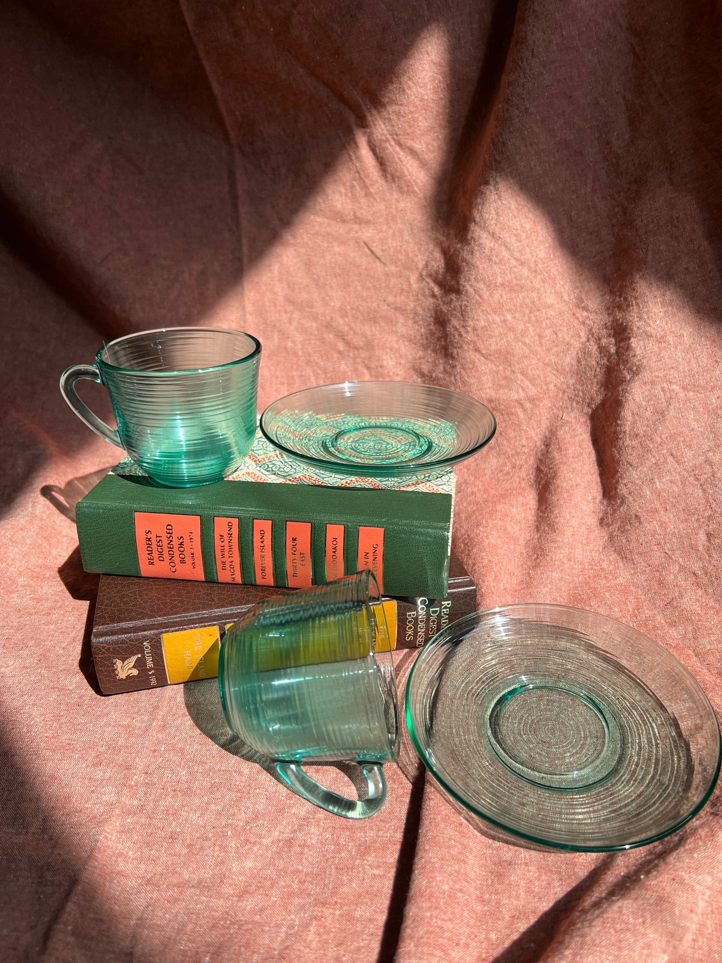 Glass tea cup set