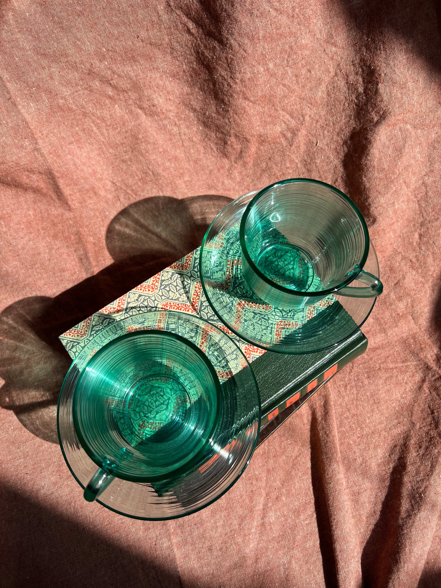 Glass tea cup set