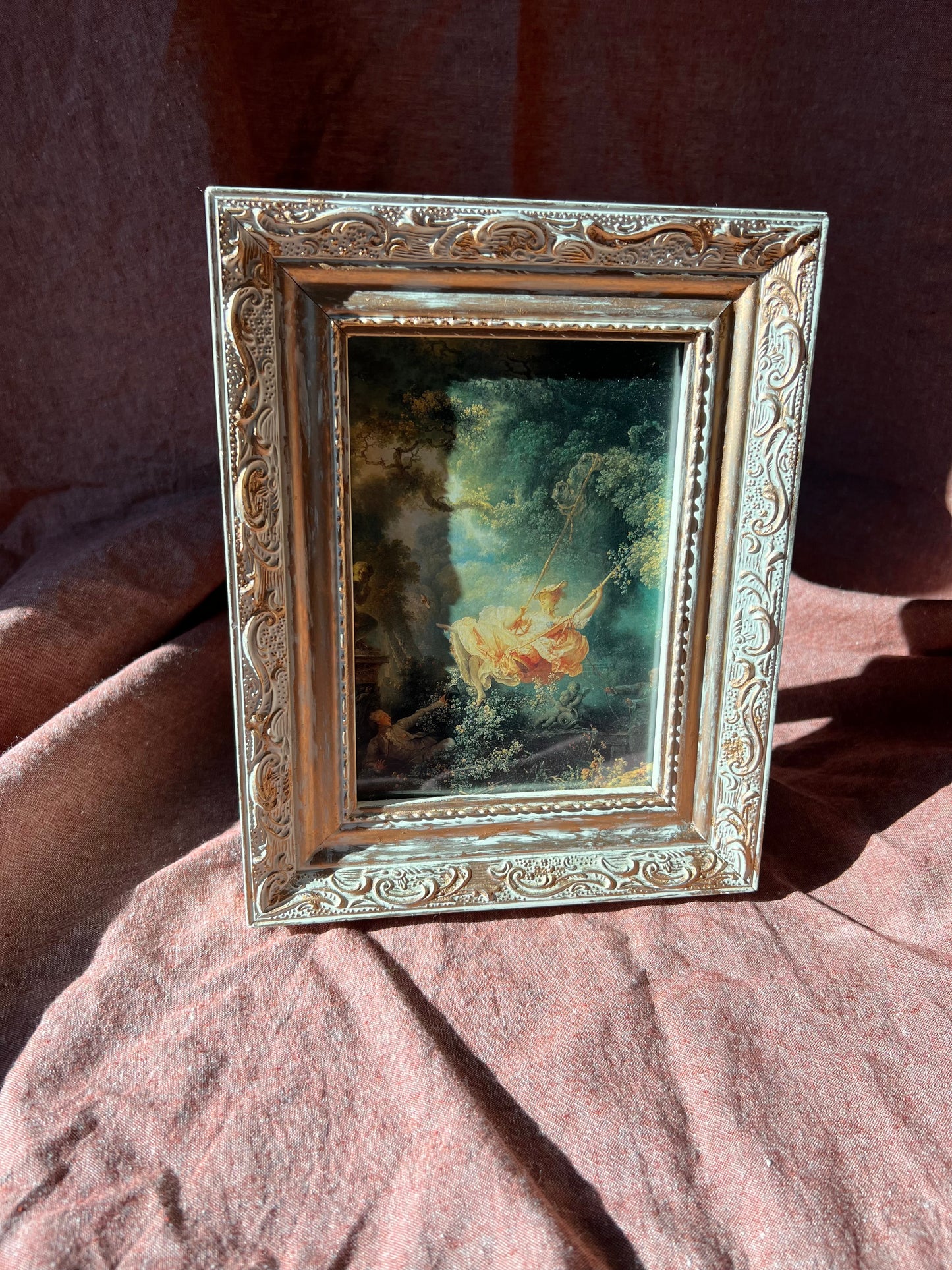 Cream vintage frame