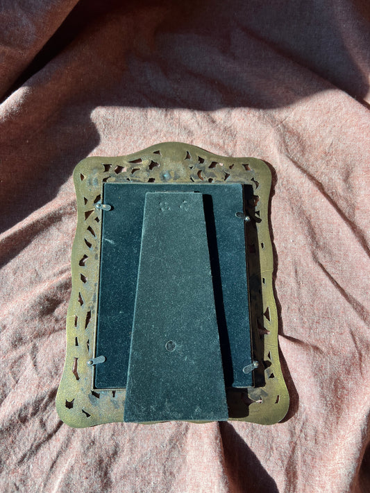 Cherub vintage frame