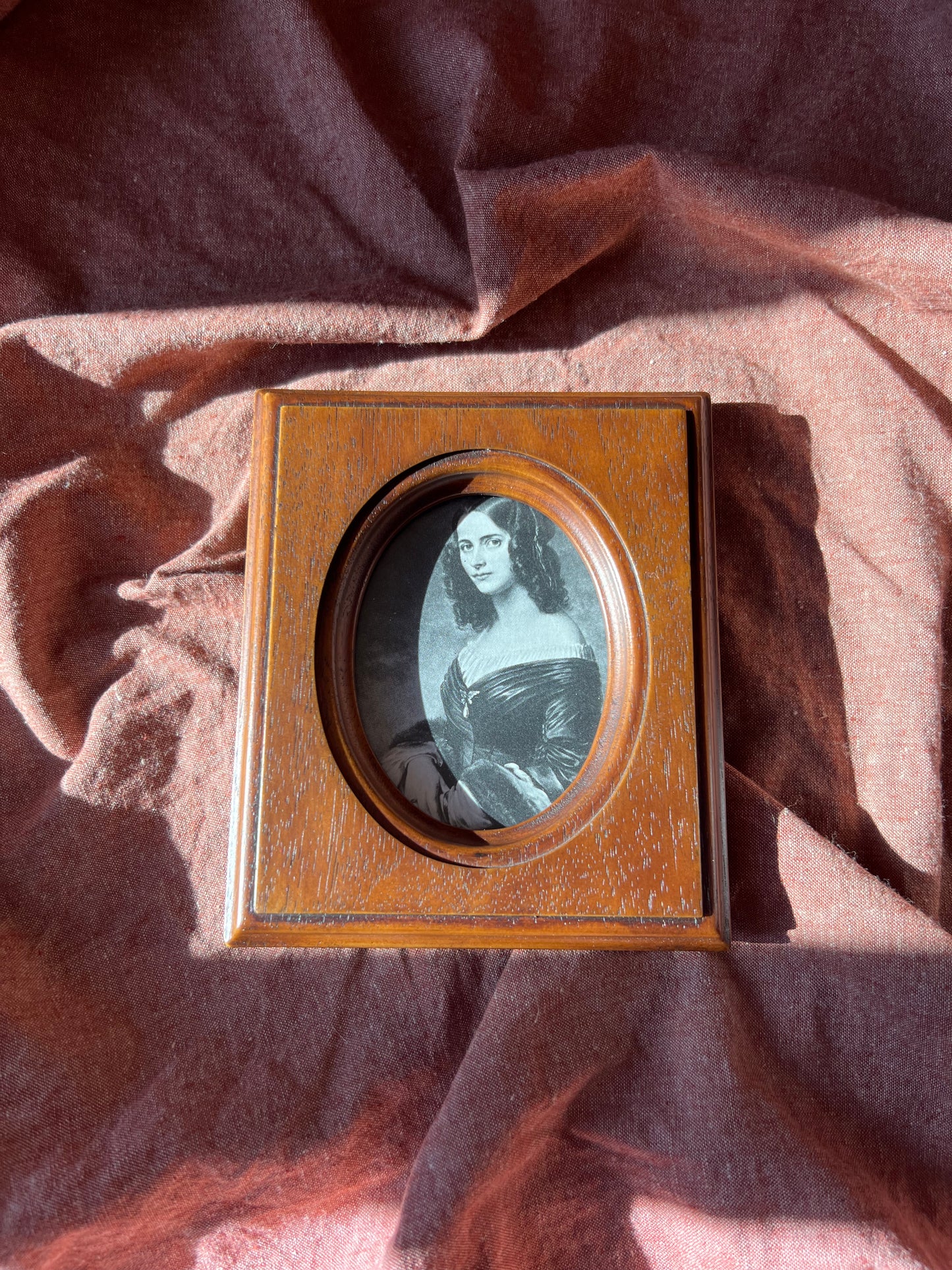 Mini oak wood frame