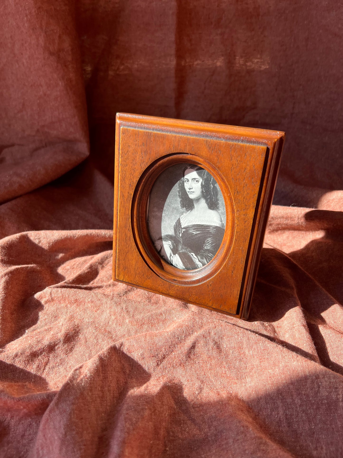 Mini oak wood frame