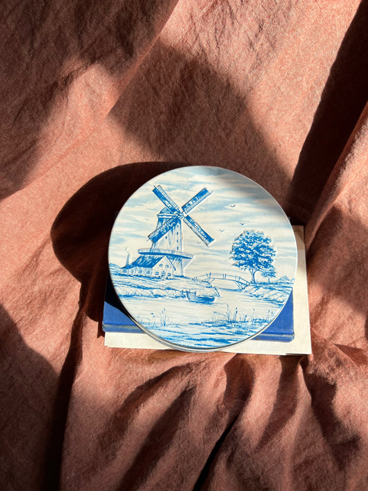 Vintage tin